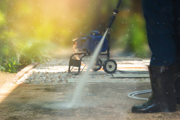Best Sidewalk and Walkway Cleaning  in Middletown, NY